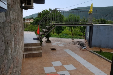 ластва грбальска котор тиват дом вилла яз недвижимость зарубежом агенство камин будва черногория 