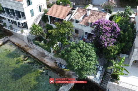 stoliv boka kotorska real estate house montenegro kamin nekretnine estate 