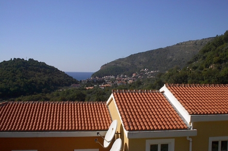 мини отель гостиница дом петровац продажа недвижимость зарубежом агенство камин будва черногория 