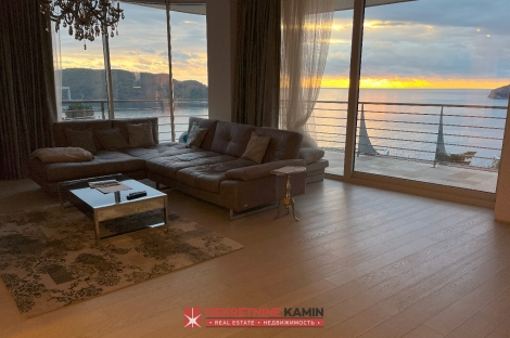 two bedroom luxury apartment in dukley gardens budva kamin nekretnine real estate