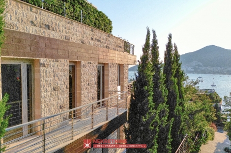 two bedroom luxury apartment in dukley gardens budva kamin nekretnine real estate