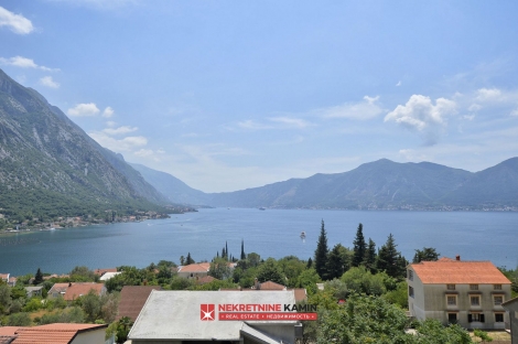 дом с апартаментами ораховац котор продажа недвижимость зарубежом агенство камин будва черногория 