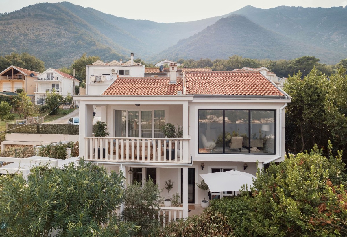 Kotor körfezinde satılık Denize Yakın Harika Villa, Prčanj